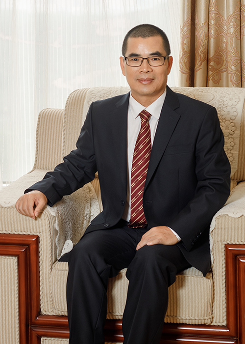 温志芬 现任OLE777集团股份有限公司董事长